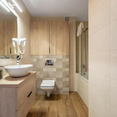 Park A26-z Dostepem Do Basenu, Sauny, Jacuzzi, Silowni * Sklářská Poruba